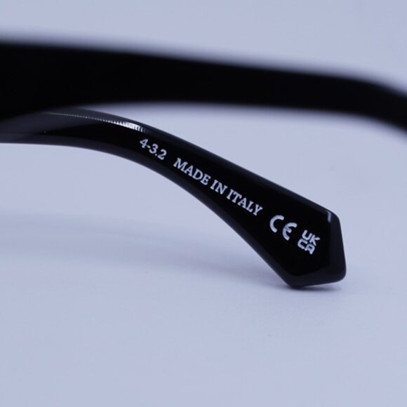 Off-White OERI124 FILLMORE 1007 Sunglasses Black Rectangle Frame, Grey Lenses - Picture 8 of 12